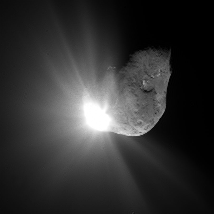 tempel_1_deep_impact.jpg